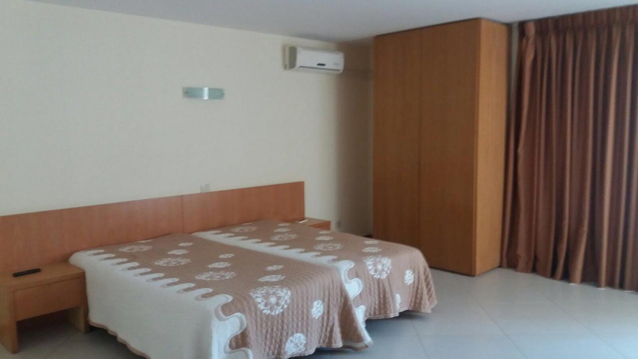 Bed and Breakfast Refugio Do Geres Alamela Экстерьер фото